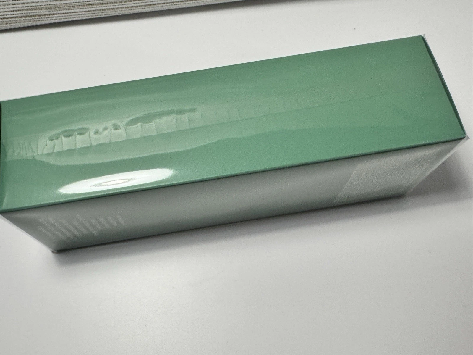 LA MER The Hand Treatment Anti Age Cream - 3.4oz / 100ml - Factory Sealed Box, view 5