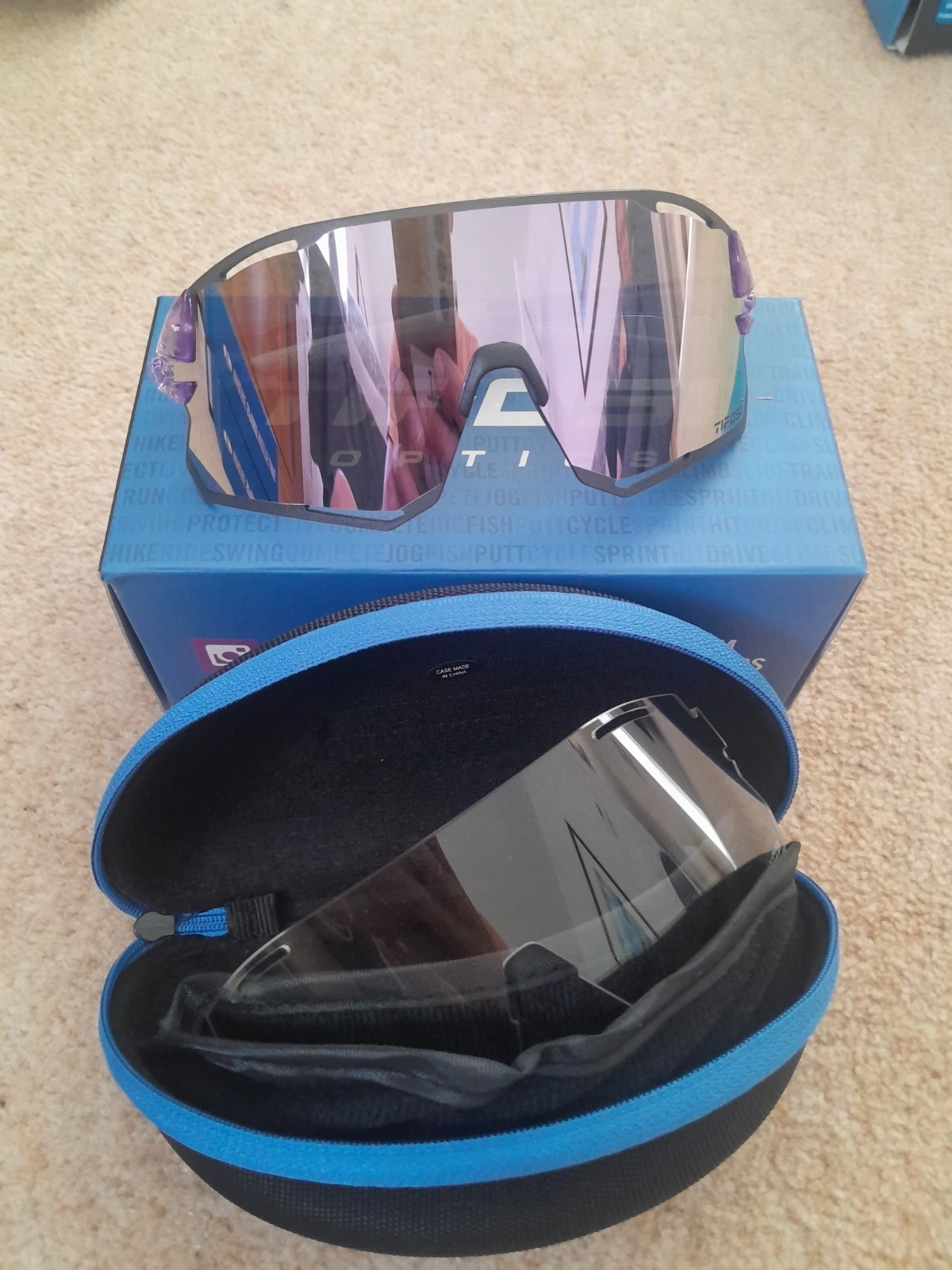 Tifosi Rail Tinted 2x Lenses Sunglasses Cycling Casual Running Outdoors Purple