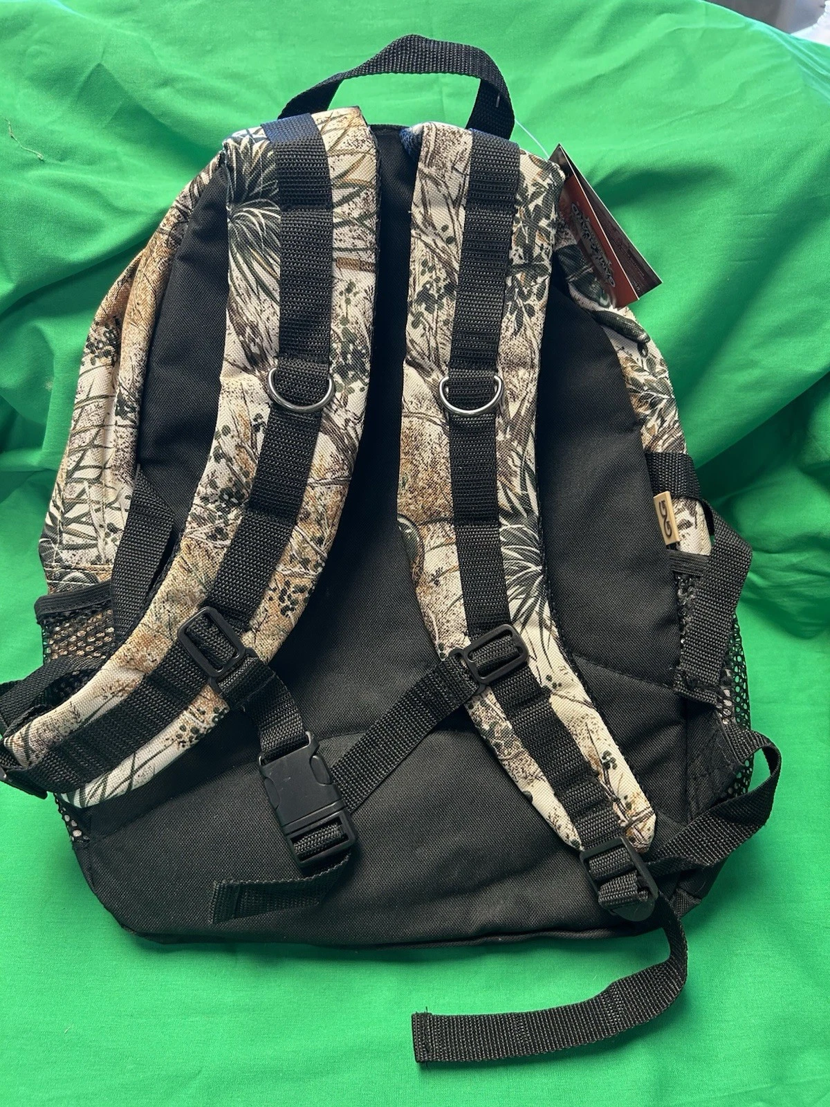 NWT Game Guard Outdoors Hunting Hiking Desert Backpack Camo Camping